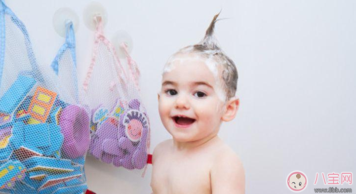 孩子怕洗頭總是哭 解決這些難題讓孩子接受洗頭