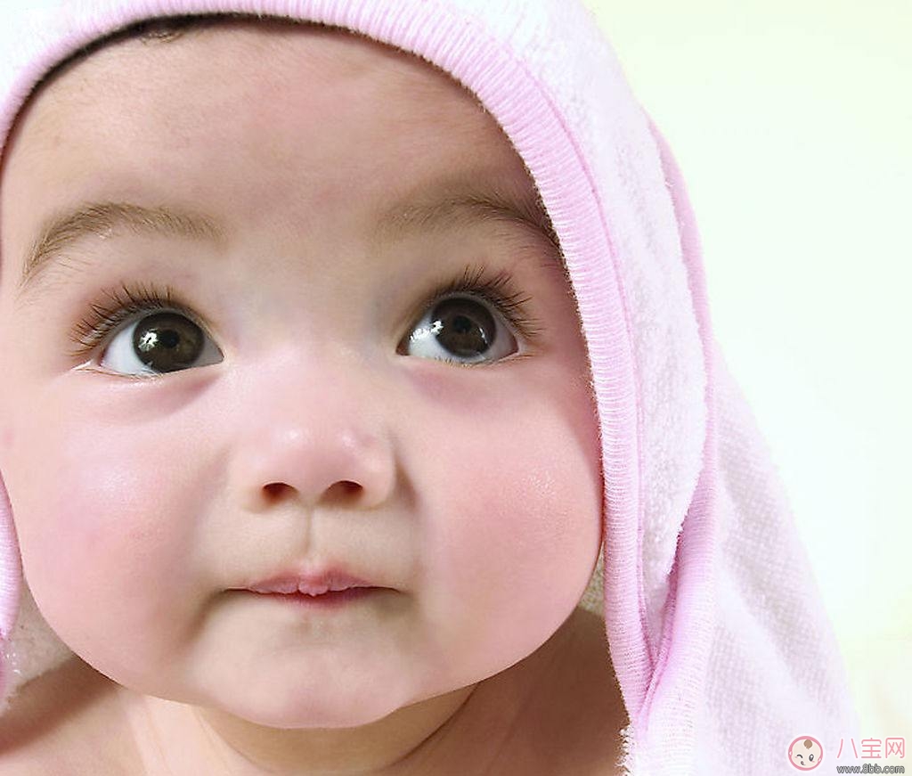 寶寶流口水學(xué)問多 爸媽須知要了解 寶寶流口水學(xué)問多 爸媽須知要了解