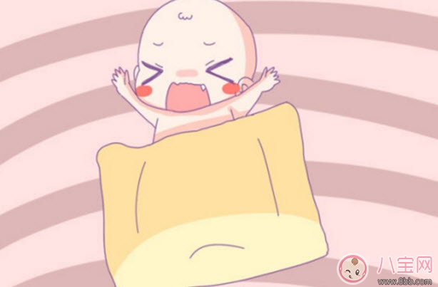 寶寶晚上頻繁夜醒還哭怎么辦 七八個(gè)月寶寶頻繁夜醒哭的原因