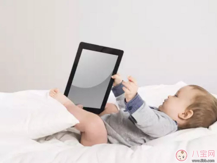 寶寶斜視是怎么造成的 寶寶斜視怎么辦怎么矯正 寶寶斜視是怎么造成的 寶寶斜視怎么辦怎么矯正