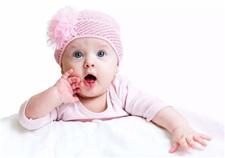 嬰兒不長(zhǎng)頭發(fā)以及掉發(fā)的原因  你的想法錯(cuò)誤嗎