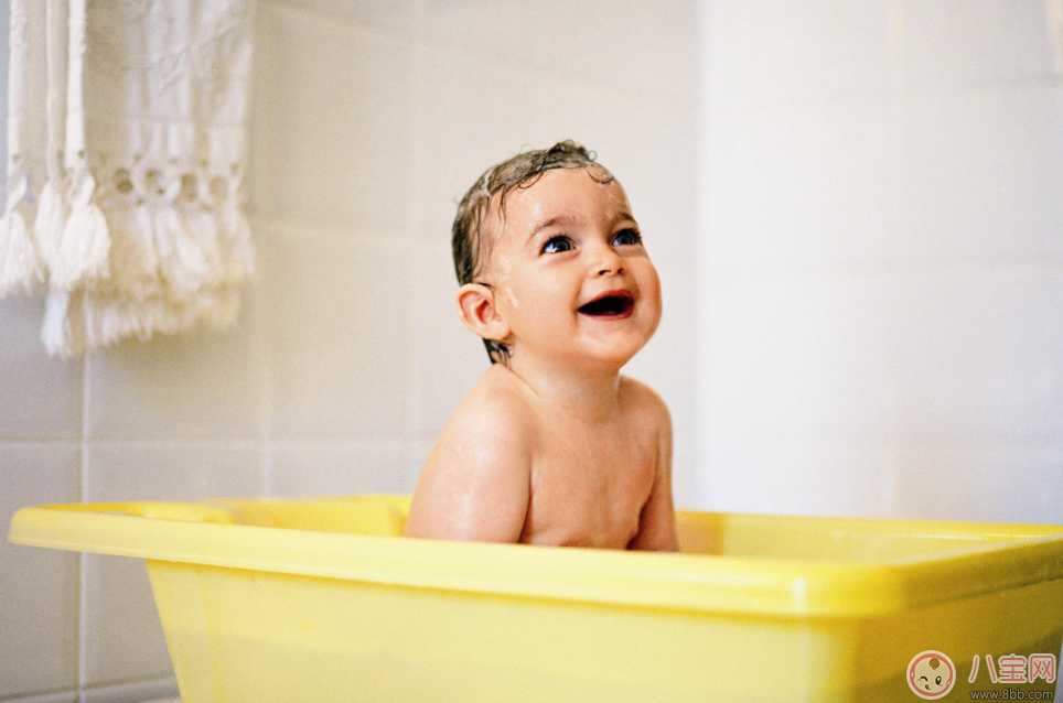 孩子其實這些地方特別臟 洗的時候千萬別忘