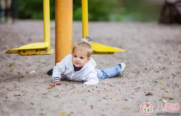 寶寶動不動就哭怎么辦 寶寶動不動就哭的解決方法