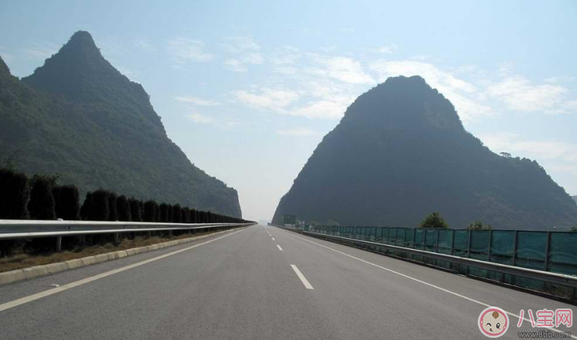 孩子離家出走怎么辦 擁有一個(gè)安寧的家庭才是孩子不離家出走的保障 孩子離家出走怎么辦 擁有一個(gè)安寧的家庭才是孩子不離家出走的保障