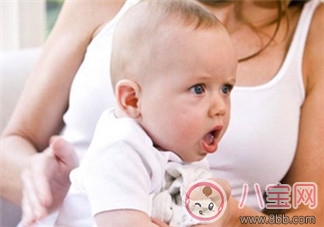 嬰幼兒打嗝的原因  小心潛在健康問題