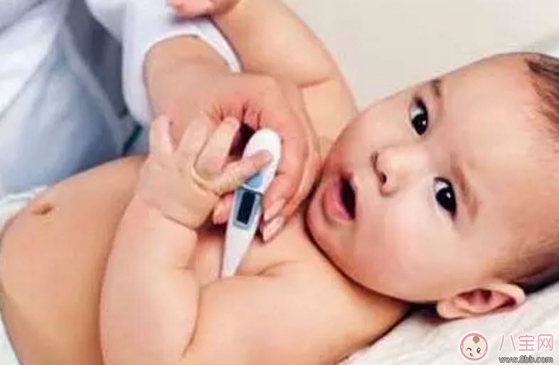 寶寶吃什么對肺炎好 寶寶發(fā)燒支氣管肺炎吃什么水果好