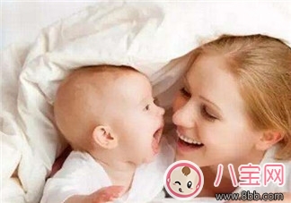 伊能靜帶孩子太辛苦 如何輕松帶一歲前寶寶