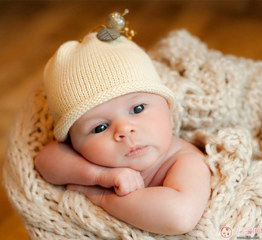 寶寶出生后常見(jiàn)癥狀 新手媽媽如何面對(duì) 寶寶出生后常見(jiàn)癥狀 新手媽媽如何面對(duì)