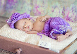 如何觀察新生兒肚臍眼 新生兒肚臍眼如何照顧觀察