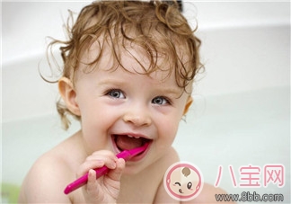 寶寶長牙不舒服  家長如何調(diào)理