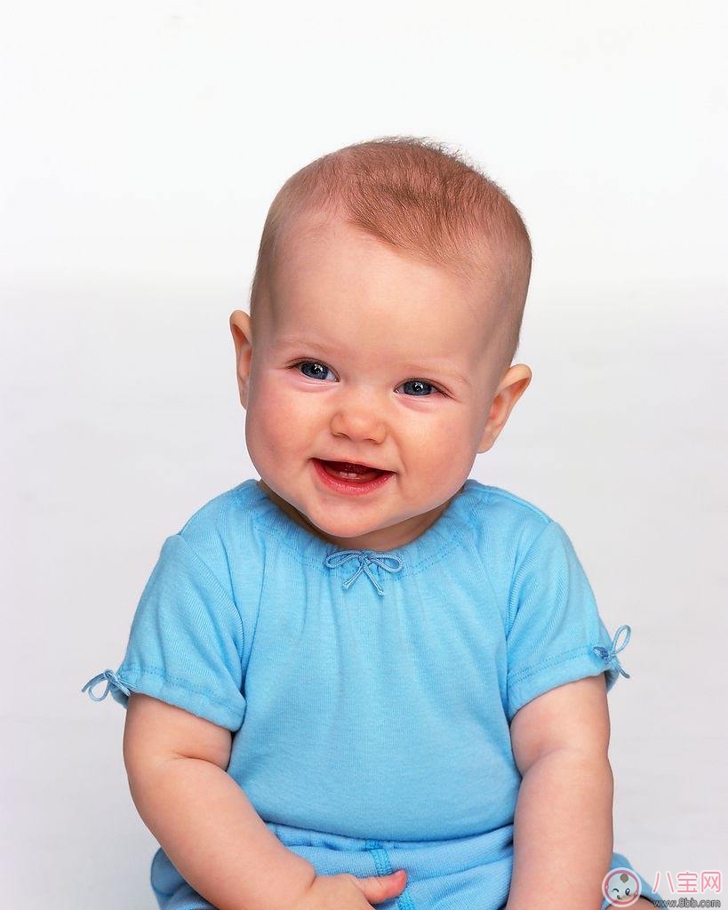 小寶寶睡覺(jué)磨牙 家長(zhǎng)應(yīng)對(duì)的方法