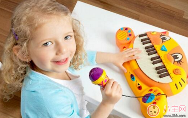 怎樣促進小孩大腦發(fā)育 孩子大腦發(fā)育高峰期該怎么做