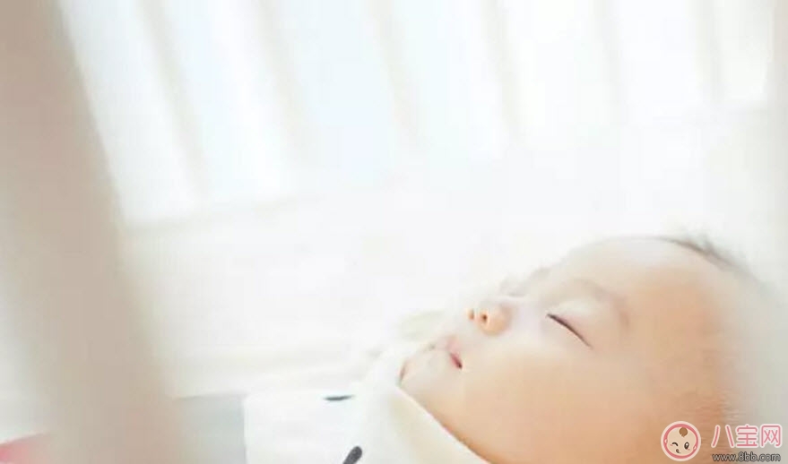 寶寶幾點(diǎn)睡覺(jué)最好 如何讓寶寶快速入睡