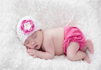 與新生兒同睡 這些大家一定要注意