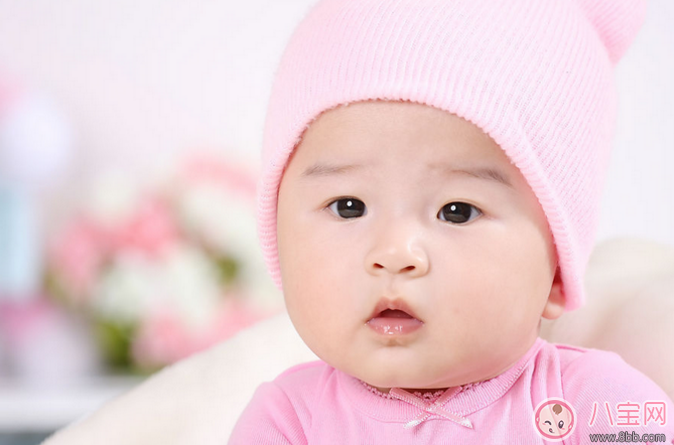 寶寶出生要買啥 孩子出生后必買的6款寶寶用品