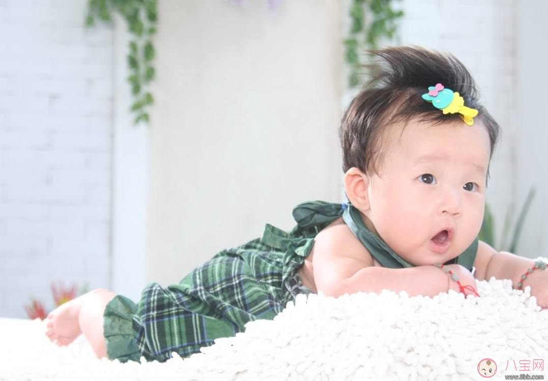 寶寶秋天長痱子的防治之道