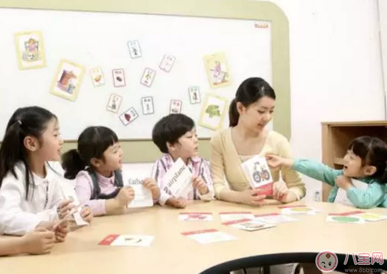 寶寶上幼兒園前的準(zhǔn)備 寶寶上學(xué)前的心理教育物品準(zhǔn)備。