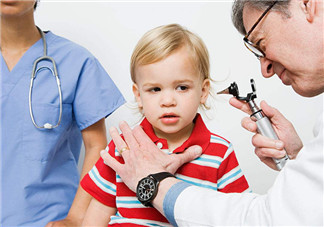 如何保護保寶寶耳朵  從小細節(jié)做起