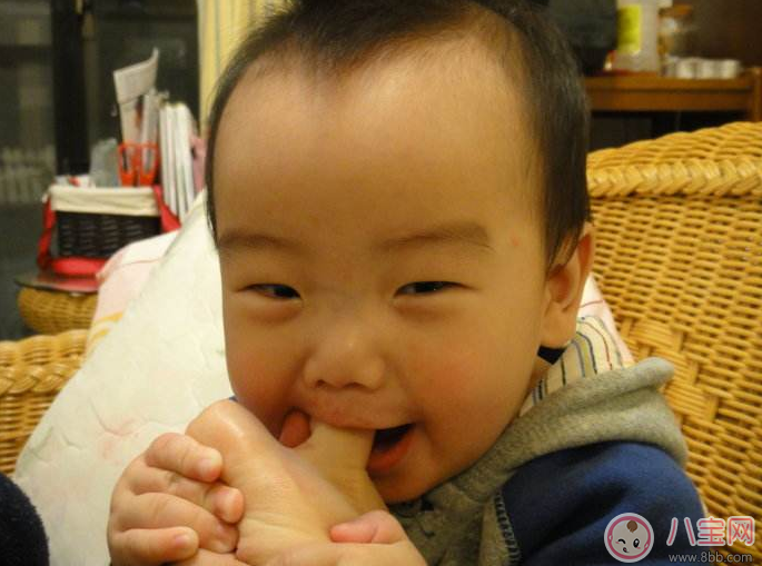 寶寶咬人怎么糾正 壞習慣咬人是不是缺什么