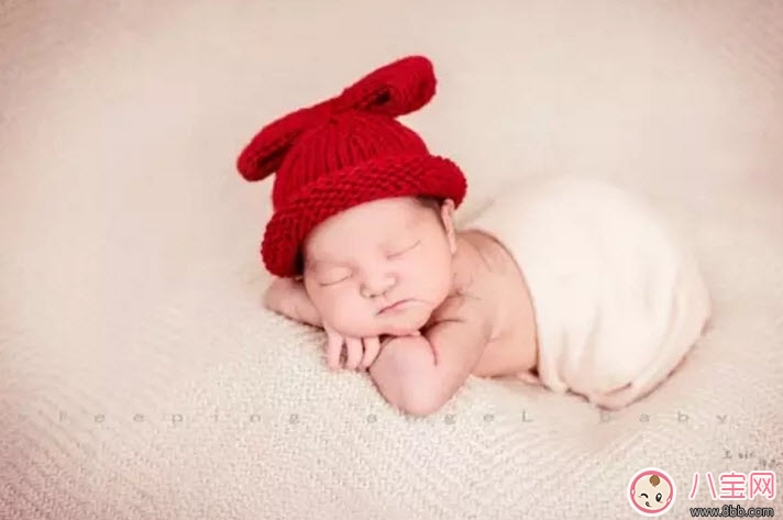 新生兒女寶寶私處護理圖解 女嬰兒私處護理方法 新生兒女寶寶私處護理圖解 女嬰兒私處護理方法