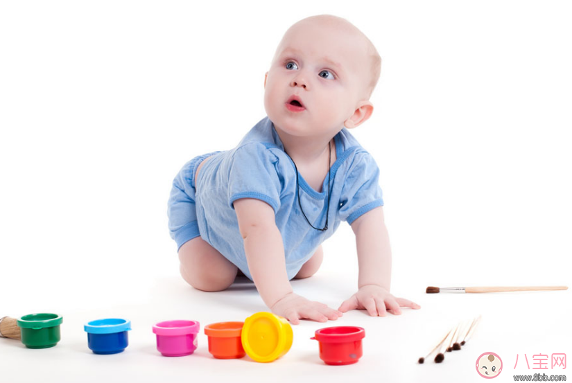 夏天寶寶穿開襠褲真的好嗎 寶寶穿開襠褲危害