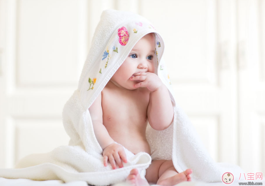 超級(jí)媽媽一天產(chǎn)奶6升多 怎么能讓自己的奶水多