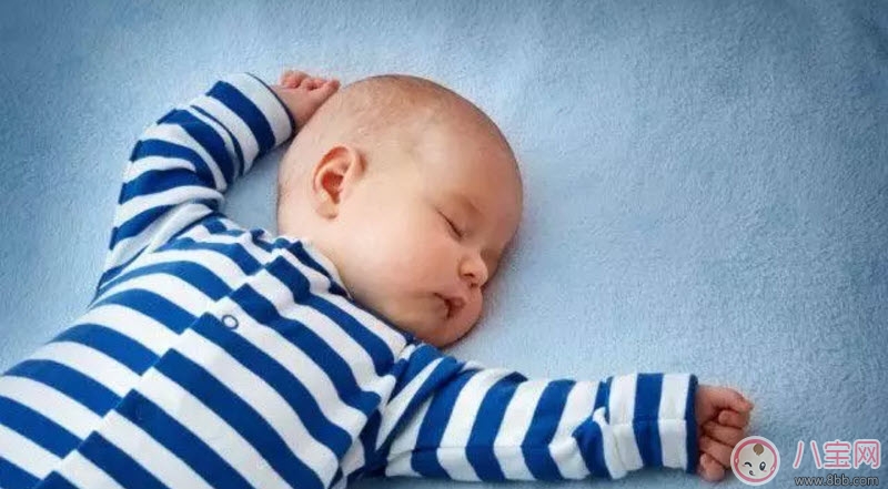 一歲之內(nèi)的寶寶入睡后千萬不能做的事 很多寶媽卻在做