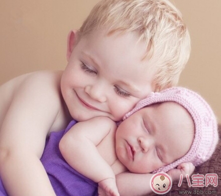 面對新生兒應(yīng)杜絕的事 這些絕對不能對新生兒做