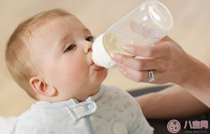 夏天帶寶寶出去玩怎么防曬 夏天帶小孩子出去防曬工具 夏天帶寶寶出去玩怎么防曬 夏天帶小孩子出去防曬工具