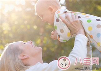 夏季照顧孩子常犯誤區(qū)  不做坑娃父母
