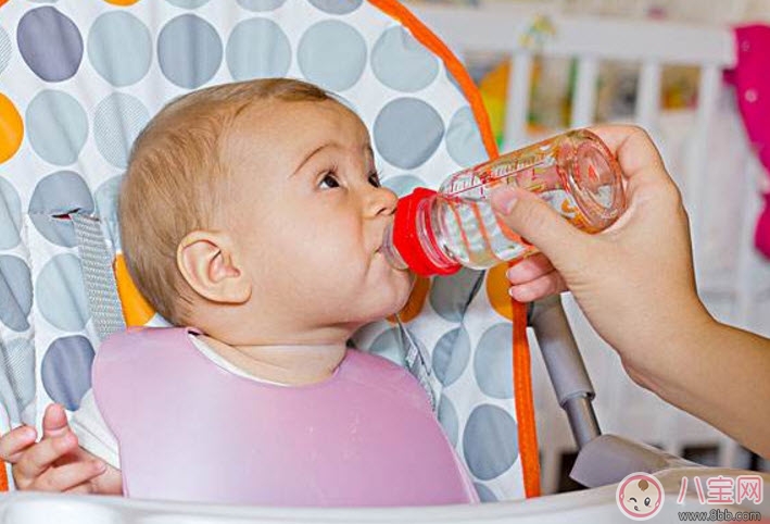 2017夏天寶寶喝什么水 這三種涼白開(kāi)不能喝
