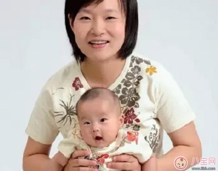 陳曉抱娃姿勢(shì)專業(yè) 什么樣的抱娃姿勢(shì)寶寶最舒服 陳曉抱娃姿勢(shì)專業(yè) 什么樣的抱娃姿勢(shì)寶寶最舒服