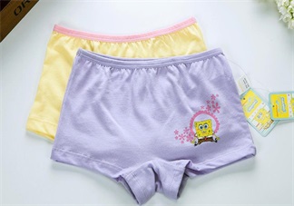 孩子內(nèi)褲怎么選好 平角三角哪個更適合孩子