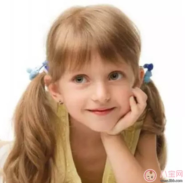 一歲女寶寶夏天發(fā)型 夏天一歲女寶寶發(fā)型有哪些(劉海+盤(pán)發(fā))