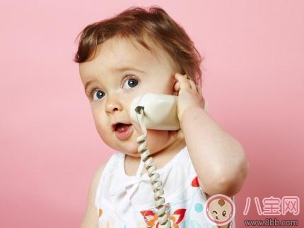 教寶寶說話勿進(jìn)入的誤區(qū) 教寶寶說話的注意事項(xiàng)