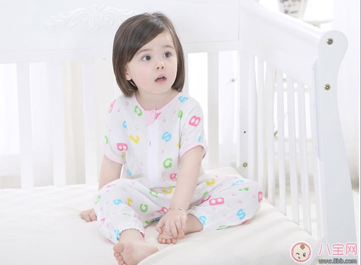 2017寶寶怎么過三伏天 多通風勤洗澡吃清淡
