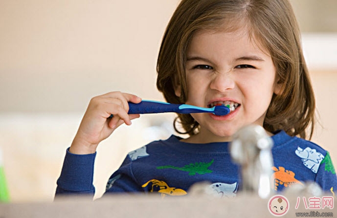 1-3歲寶寶要不要用牙膏 寶寶牙膏含氟好不好