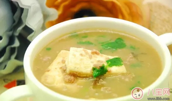 2歲寶寶不吃肉怎么辦 兩歲多的寶寶做什么肉(豆腐燉牛肉) 2歲寶寶不吃肉怎么辦 兩歲多的寶寶做什么肉(豆腐燉牛肉)