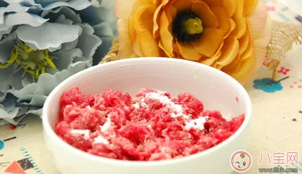 2歲寶寶不吃肉怎么辦 兩歲多的寶寶做什么肉(豆腐燉牛肉) 2歲寶寶不吃肉怎么辦 兩歲多的寶寶做什么肉(豆腐燉牛肉)