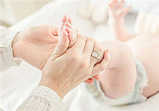 寶寶推拿大全 嬰幼兒常見(jiàn)病的最強(qiáng)克星