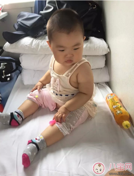 幾個月的寶寶可以坐臥鋪嗎 幾個月的寶寶坐火車要注意什么