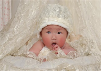 蚊子愛咬寶寶是因為寶寶是O型血? 別被謠言所騙