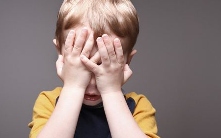 寶寶怕生怎么辦 小孩子怕生怎么鍛煉