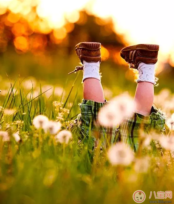 國(guó)慶節(jié)出游如何拍好一張萌寶照 怎么曬娃更加的有創(chuàng)意