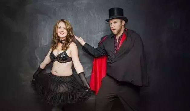 另類(lèi)孕照如何拍？怎么拍出獨(dú)一無(wú)二的孕照？