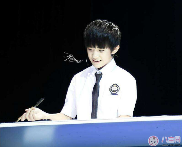 孩子字跡太難看怎么辦 教孩子寫(xiě)一手好看的字的方法