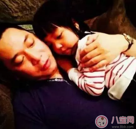 趙薇如何教育出乖巧小四月？趙薇的育兒經(jīng)是什么？