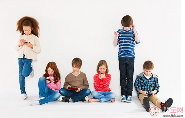 孩子沉迷手機(jī)延誤學(xué)業(yè)怎么辦 讓孩子遠(yuǎn)離手機(jī)的辦法