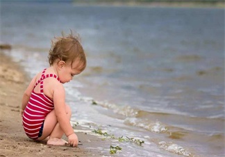 孩子開學(xué)不合群怎么辦 如何讓孩子融入集體中