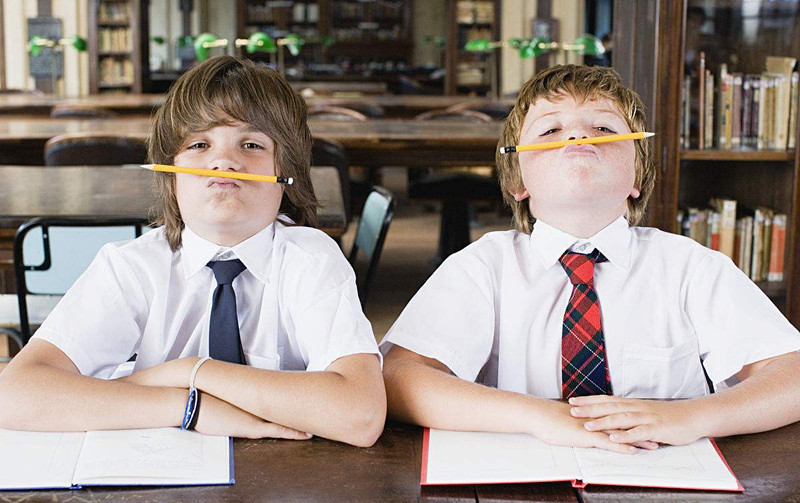 如何培養(yǎng)男孩子性別認知 教育兒子怎么做